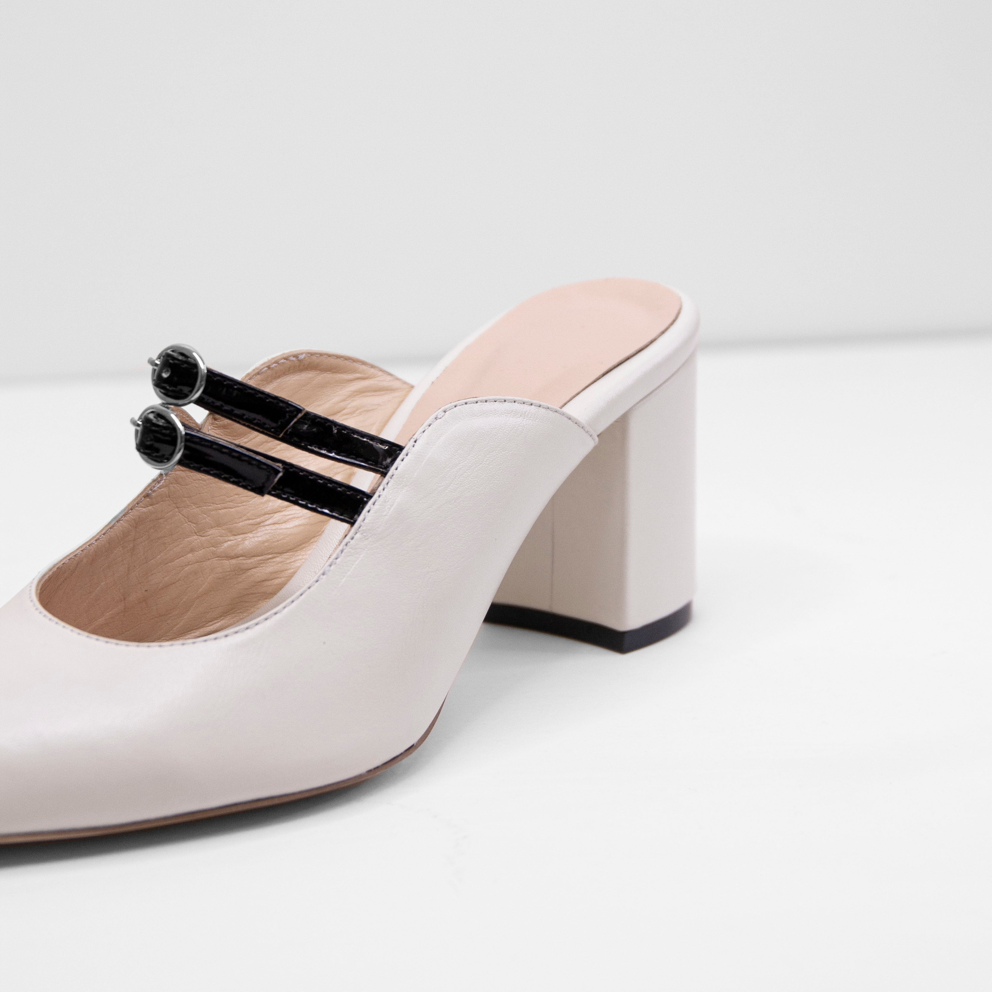 Lora cream heel - THUNA