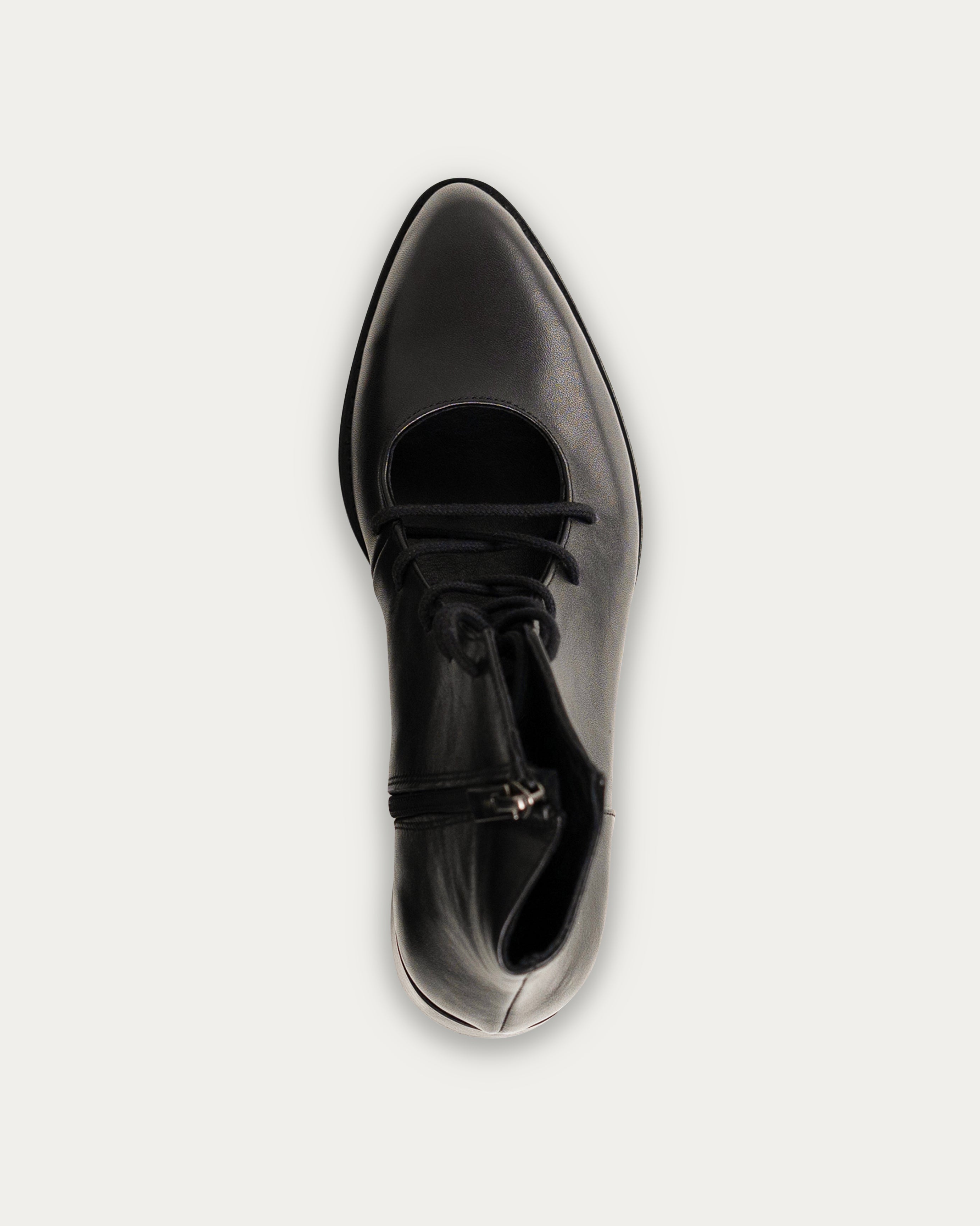 Nola black boot - THUNA