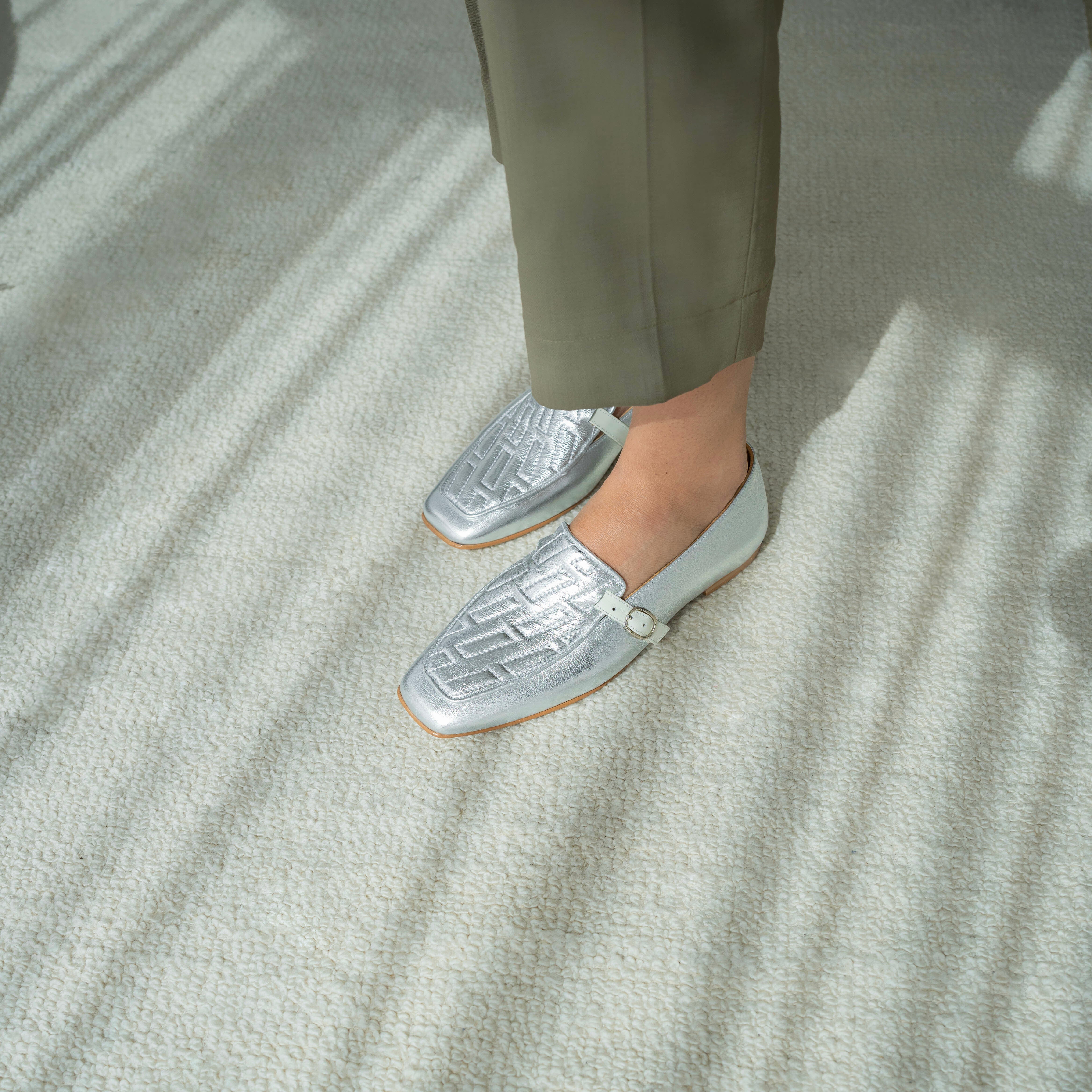 Amber silver loafer - THUNA